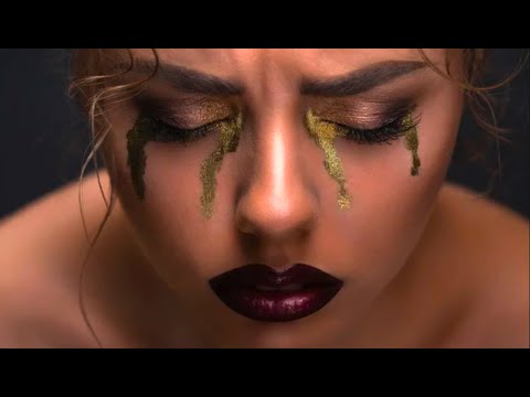 Only women bleed. Anette Askvik LIBERTY.  I dreamed a dream.