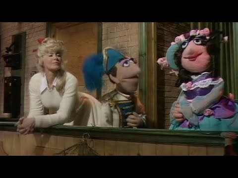 The Muppet Show - 102: Connie Stevens - Backstage #2 (1976)