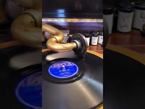 Squeeze Me - Bob Crosby and his Orchestra  Decca Records #1962