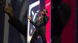 Maxwell Live - 12.7.16:) &quot;The Urban Theme&quot; &quot;Dancewitme&quot; &quot;Everwanting: To want you to want&quot; &quot;Cold&quot;