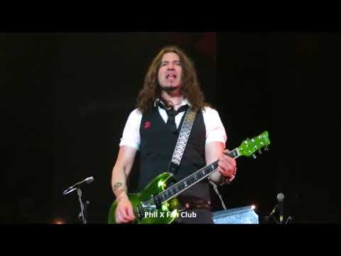 Bon Jovi God Bless This Mess @ Montreal May 17, 2018