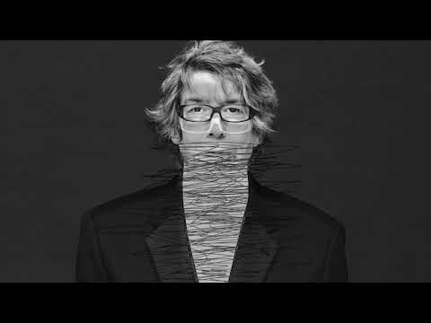 Video thumbnail for Wrong Train