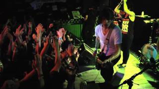Sleeping With Sirens - &quot;You Kill Me In A Good Way&quot; (Live At Chain Reaction)