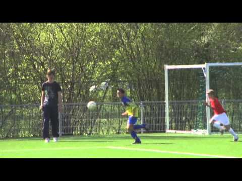 sv Houten E1 - OSM'75 E1 (9 apr 2011)