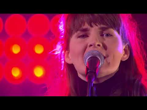 Augustifamiljen & Jennie Abrahamson - Straight Up (Paula Abdul) | På Spåret 2018