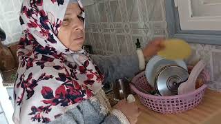 Download lagu مشترياتي من عزيزة.معرفتش علاش عملتلي هكا mp3