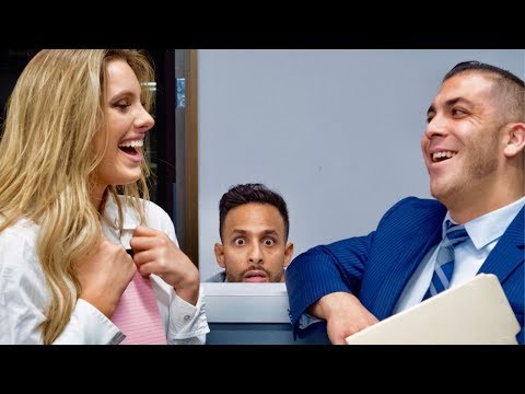 THE JEALOUS BOYFRIEND | Anwar Jibawi &amp; Lele Pons