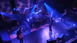 The Bluetones -- Can't Be Trusted (DVD- 'Beat About The Bush: Live at Shepherd's Bush Empire')