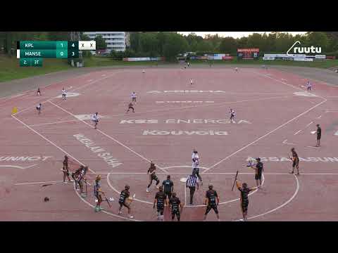 Aapo Kinnunen taituroi