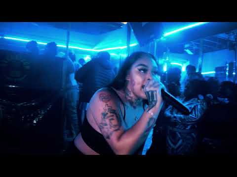 Honey Oso Performance @ Excalibur Van Club