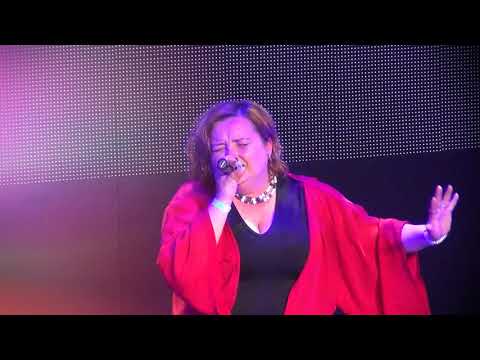 180520 Idolcon - Hime- Whitney Houston-i have nothing