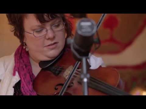 The Wilders - Riding On Your High Horse (Live @Pickathon 2011)