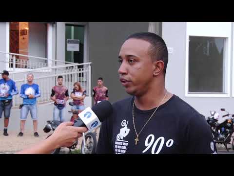 Motoboys realizam campanha de arrecadação de chocolates