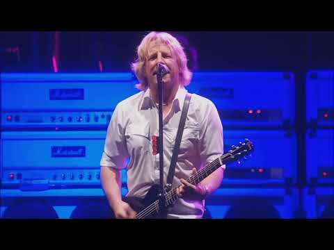 Status Quo - Forty-Five Hundred Times (Just Doin' It Live)