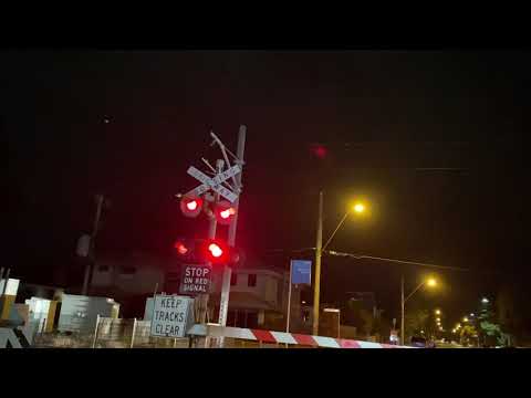 Vlog 20: Miller’s Road Level Crossing, Altona