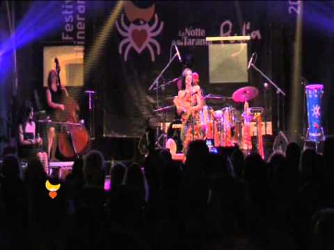 La Notte Della Taranta 2015 - CUTROFIANO - ANNA CINZIA VILLANI