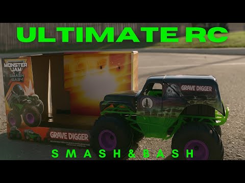 THE ULTIMATE RC! GRAVE DIGGER SMASH & BASH🔥