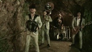 Video Se Volvió A Pelear Mi Apá de Calibre 50