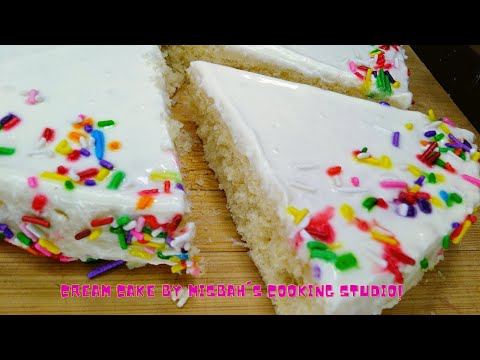 How To Make Cream Cake in Microwave At Home/By Misbah's Cooking Studio2021( NEW year cake)