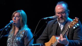 Colin Hay - The Last To Know (eTown webisode #1131)