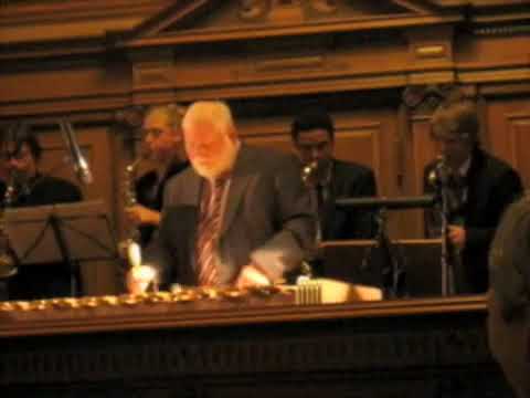 JAZZESSENCE dir. Nils Gessinger feat. Wolfgang Schlüter (vib) "How high the moon"