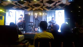 Nik Qistina - Young Hearts ( Malay &amp; English Version)