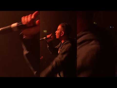 MC Altaf performs "Hi Uncle" Live in New Delhi, India