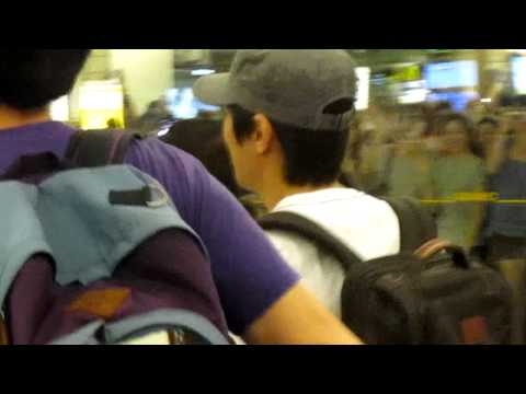Shinhwa Changi Airport arrival 15062012- Kim Dong Wan