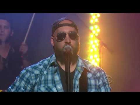 Ben Dukes - Old Fixer Upper - The Late Late Show 5/8/2013 [HD]