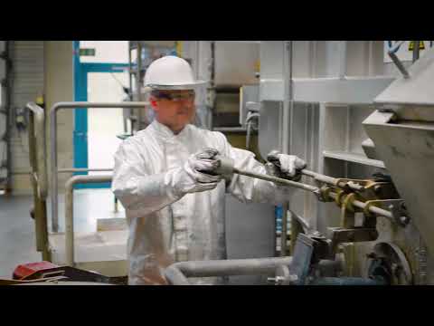 StrikoMelter® - How to extract metal via the tapping valve?