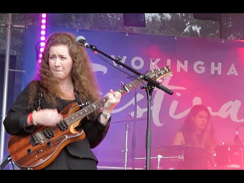 'Different Kind of Woman' Live at Wokingham Festival 2023