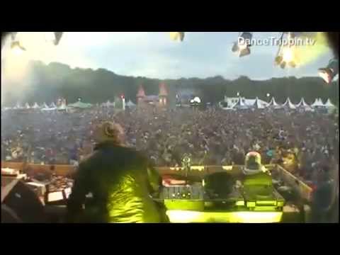 Roger Sanchez Live @ A Day at the Park 2010 - DanceTrippin.tv - Excerpt 1