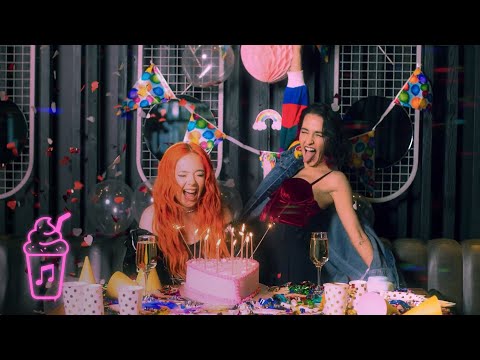 Olivia Addams x Holy Molly - It’s my breakup day