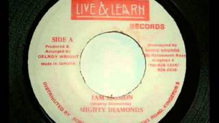 Mighty Diamonds Jam session & dub