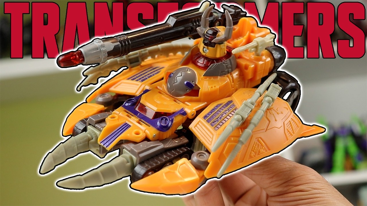 This…Is Unicron??? | #transformers Cybertron Deluxe Class Unicron Review