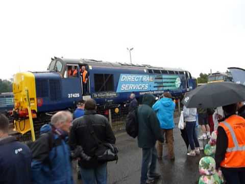 DRS 37425 Sir Robert McAlpine start up at Kingmoor 17/8/13