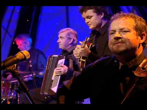 Isla Grant   The old accordion man