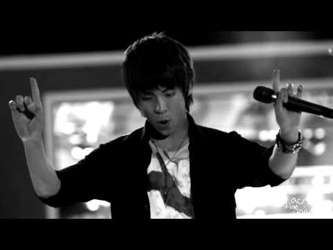 [Must watch] 100928 Eye-contact with Hottie Jonghyun @ Bucheon Expo