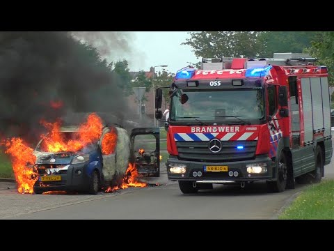 Osse Brandweer komt met spoed ter plaatse bij een autobrand bij Benzinestation BP in Oss