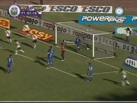 River Plate - Huracán (14 marzo 2010) Gol de Filipetto en propia meta 1-0 (2-0)