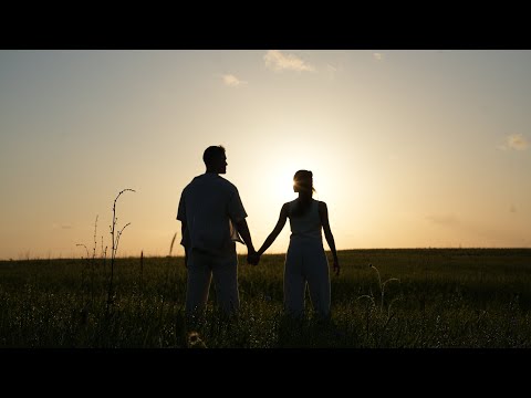 Ustin - I Wanna Stay (Official Music Video)