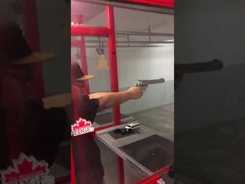 S&W .500 EXPLODES in shooter's hand (#Shorts)