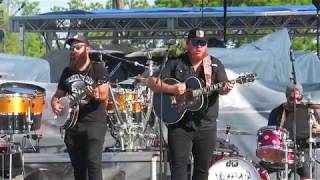 Luke Combs 2017 Gulf Coast Jam - When It Rains it Pours