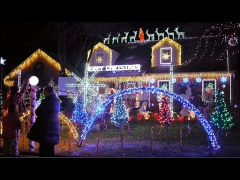 Wilmette Christmas lights and holiday cheer