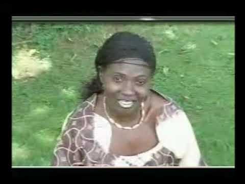 OMUSAAYI GW'OMULOKOZI (Video) - Betty Muwanguzi - Ugandan Gospel Music