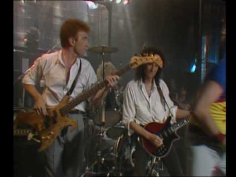 Queen - Hammer To Fall live in Montreux