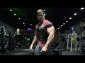 Triceps chair dips
