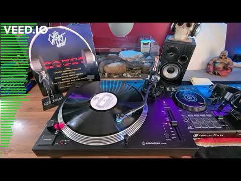 Jellybean Featuring Steven Dante   The Real Thing  (1987)