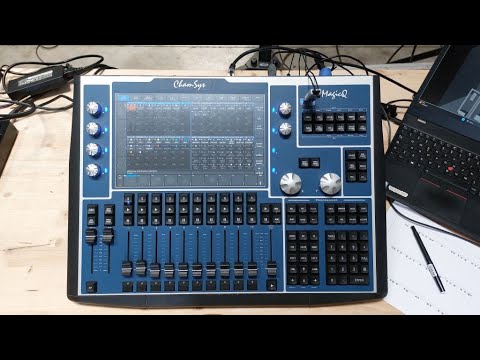 ChamSys MQ70 visualizer light plan programming