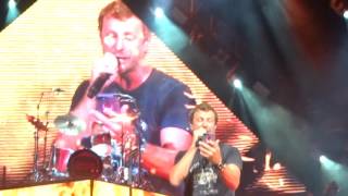Dierks Bentley sing "What the Hell Did I Say?" live at PNC Music Pavilion